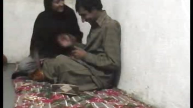 مادربزرگش در انتظار او بود ...