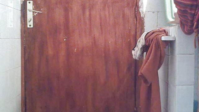 عسل، عصبانی نشو، مادرت بود که جستجو کرد
