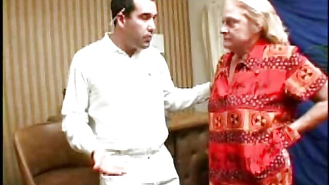 لاتین 21 ساله نشان می دهد که چگونه او می داند که چگونه می خورد