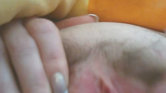دختر زشت همسایه ها، فریاد می زند که خیلی خوب است