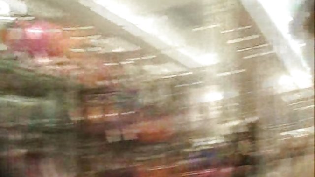 بسیار شیک به عنوان برادرزاده به نظر الاغ عمو خود را