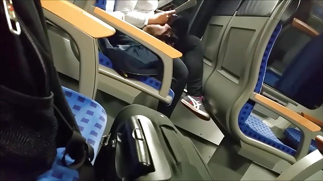 به عنوان جسورانه دوست دارد به خورد توپ و خروس