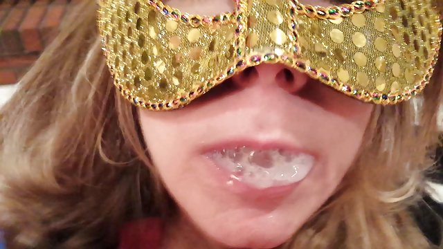 Milf چری DeVille با متخصص زنان جدیدش خوشحال است